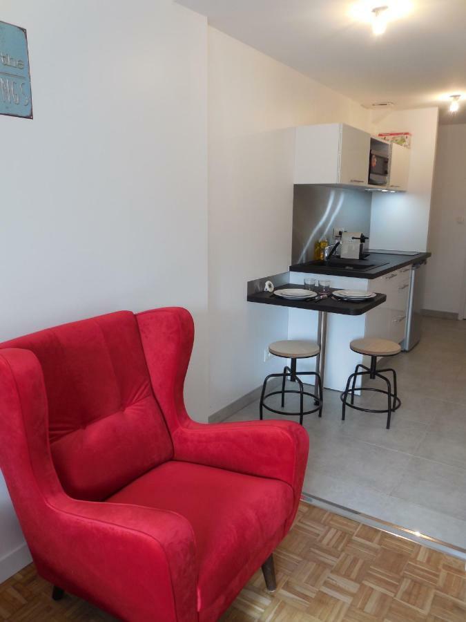 Room In Toulouse Studio 4 Proche Airbus A Toulouse St Martin Du Touch Luaran gambar